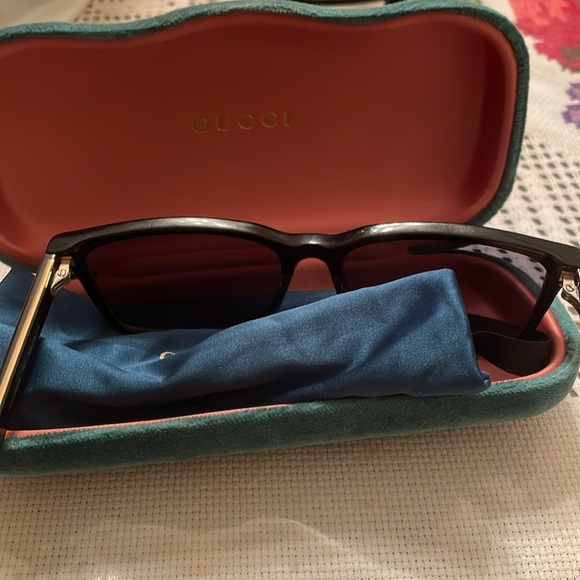 Gucci frames with box no cloth but with box sleeve - Picture 4 of 4